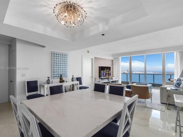 Apartment for sale  Unit #3703 - photo 7511653