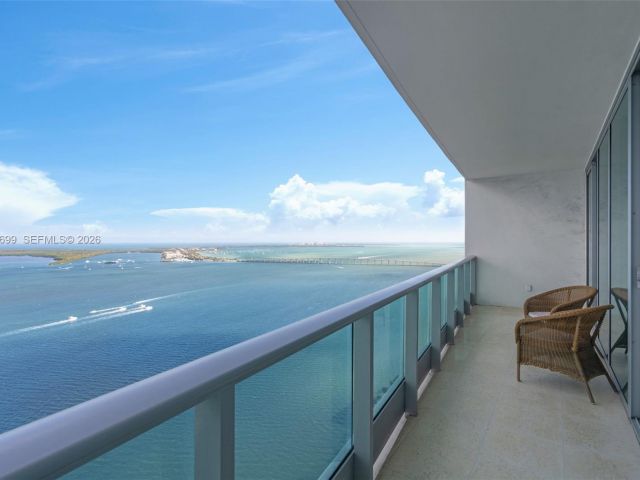 Apartment for sale  Unit #3703 - photo 7511666