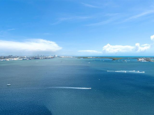 Apartment for sale  Unit #3703 - photo 7511668