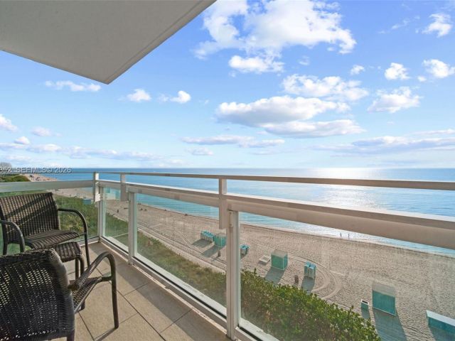 Apartment for rent  Unit #604 - photo 7532868