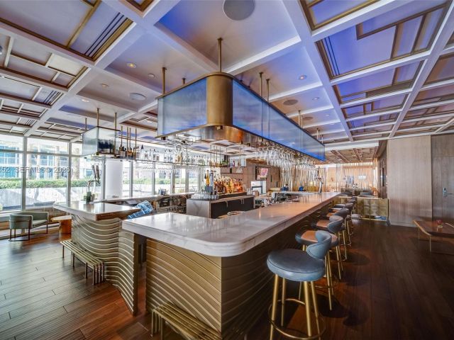 Apartment for rent  Unit #604 - photo 7532876