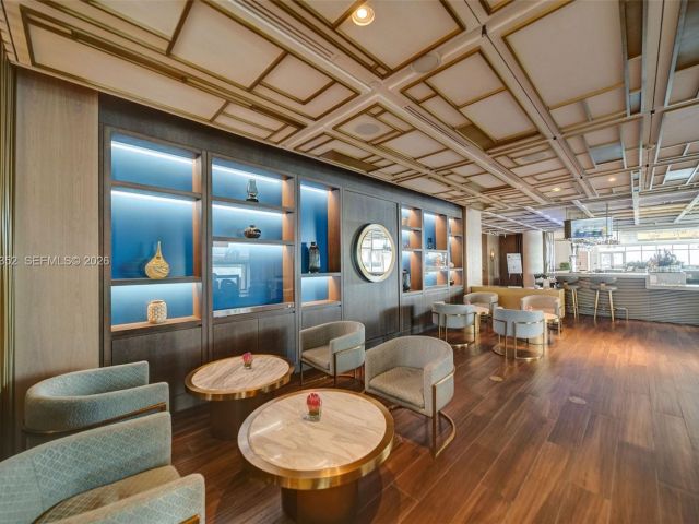 Apartment for rent  Unit #604 - photo 7532877