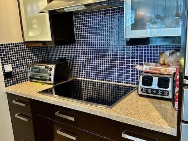 Apartment for rent  Unit #4006 - photo 7499280