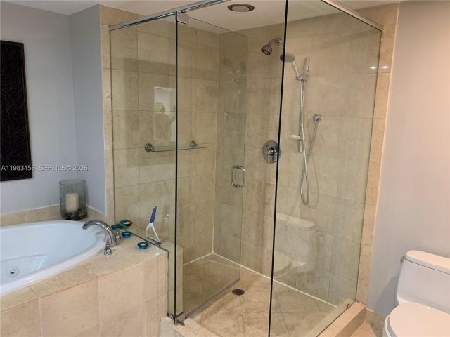 Apartment for rent  Unit #4006 - photo 7499286