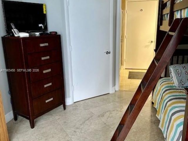 Apartment for rent  Unit #4006 - photo 7499288