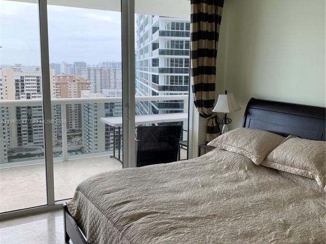 Apartment for rent  Unit #2503 - photo 7499297