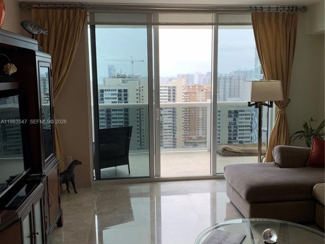 Apartment for rent  Unit #2503 - photo 7499302