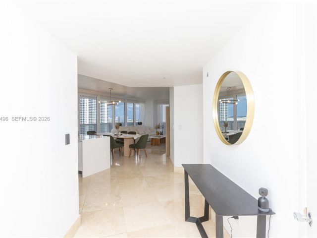 Apartment for rent  Unit #2108 - photo 7499316