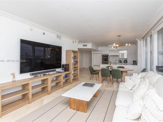 Apartment for rent  Unit #2108 - photo 7499322