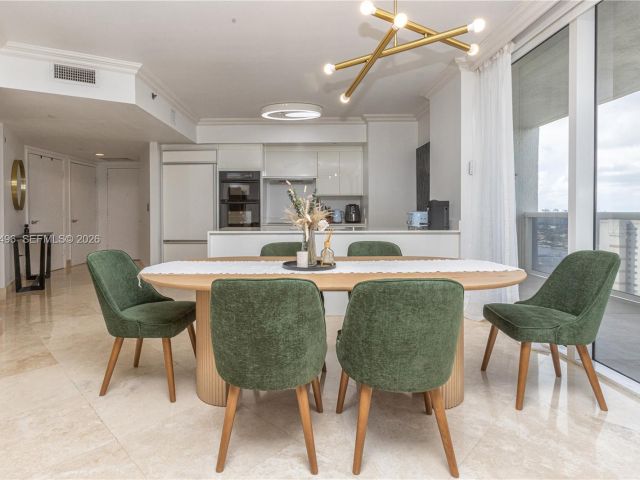 Apartment for rent  Unit #2108 - photo 7499323