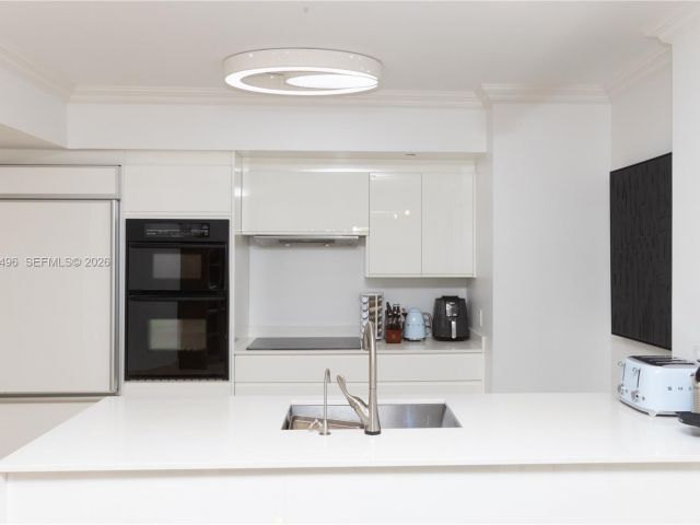 Apartment for rent  Unit #2108 - photo 7499324