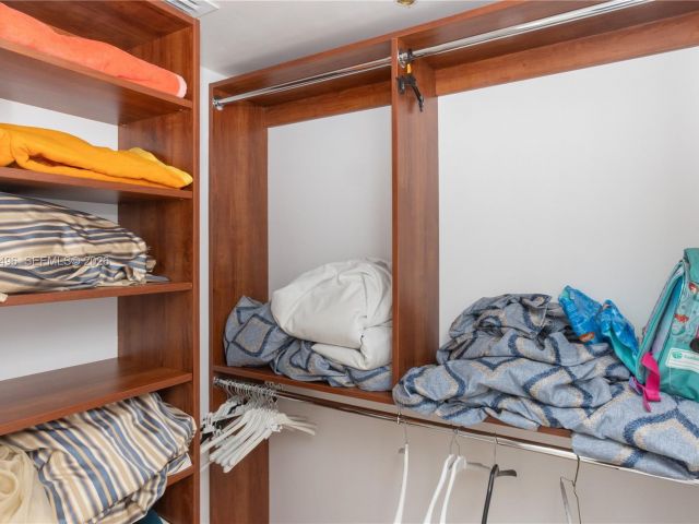 Apartment for rent  Unit #2108 - photo 7499327