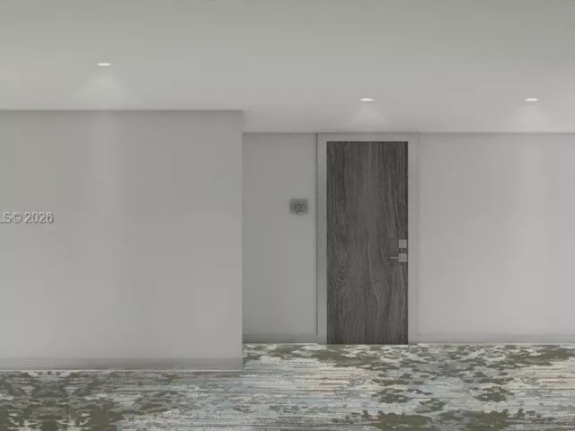 1-bedroom condo for rent in Miami Beach - 2555 Collins Ave 1707 - MondialRealty