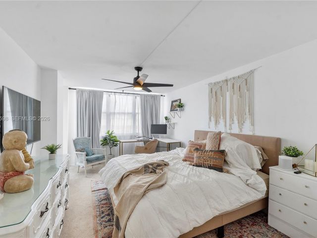 Apartment for rent  Unit #934 - photo 7528517