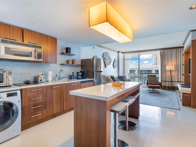 Apartment for rent  Unit #612 - photo 7532842