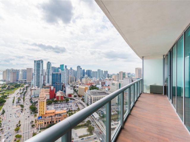 Apartment for sale  Unit #3506 - photo 7477946