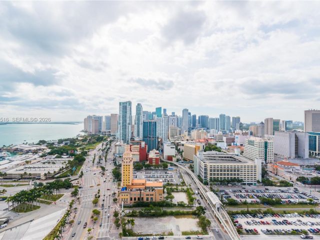 Apartment for sale  Unit #3506 - photo 7477949