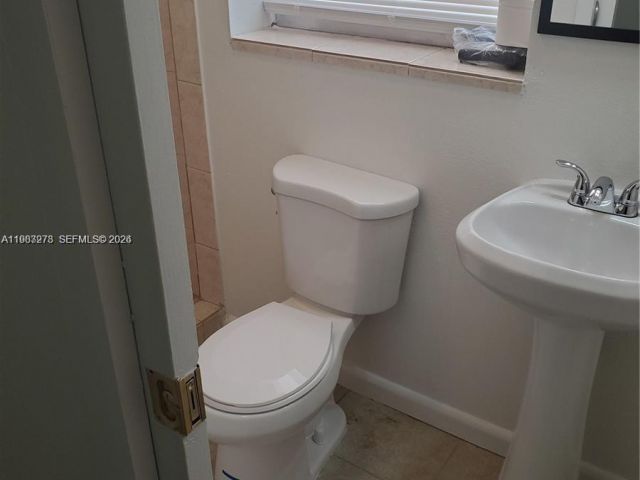 Home for rent at 831 SW 14th Ct - photo 7486837