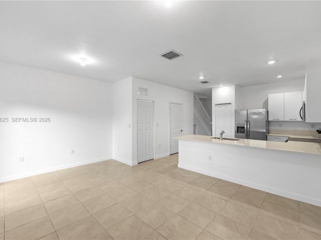 3-bedroom home for rent in Miami - 12258 NW 24th Pl - MondialRealty