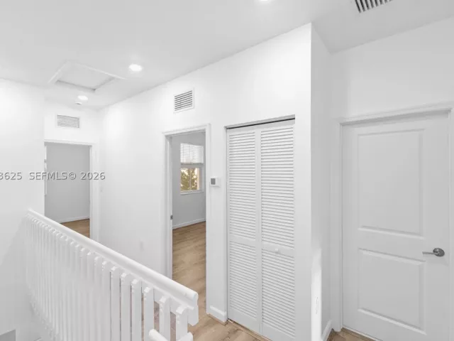 3-bedroom home for rent in Miami - 12258 NW 24th Pl - MondialRealty