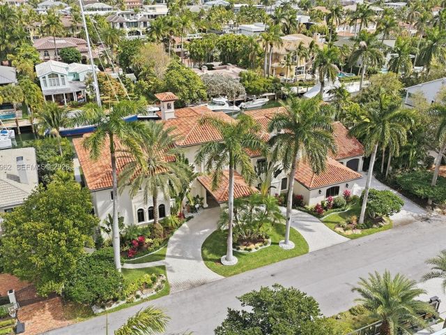 Home for rent at 628 Coral Way - photo 7482162