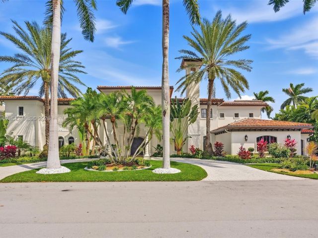 Home for rent at 628 Coral Way - photo 7482164