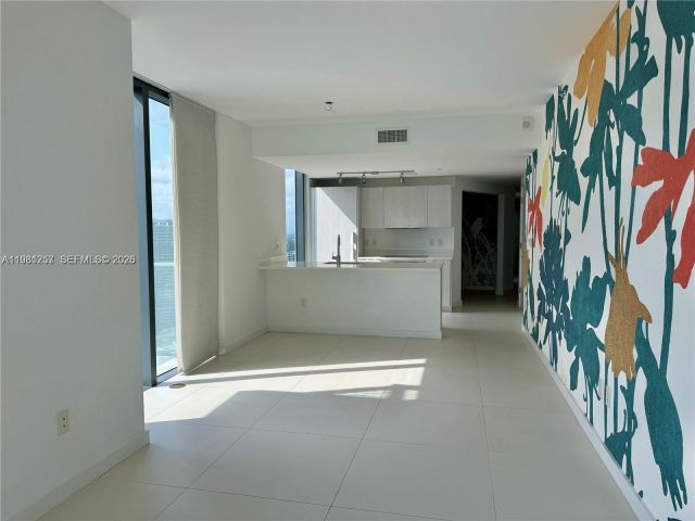 Apartment for sale  Unit #3208 - photo 7494203