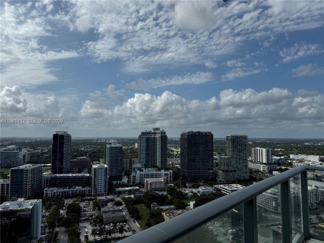 Apartment for sale  Unit #3208 - photo 7494215