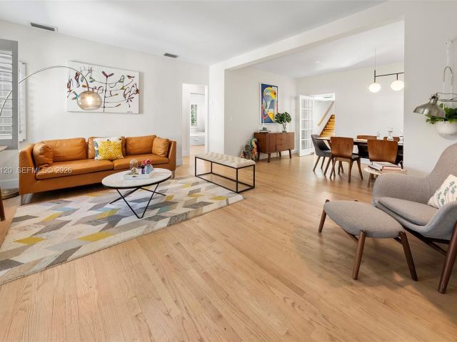 Home for sale at 14 San Sebastian Ave - photo 7525520