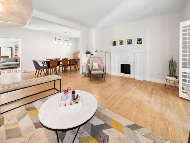 Home for sale at 14 San Sebastian Ave - photo 7525521