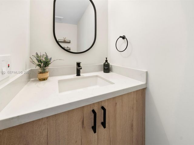 Home for sale at 14 San Sebastian Ave - photo 7525532