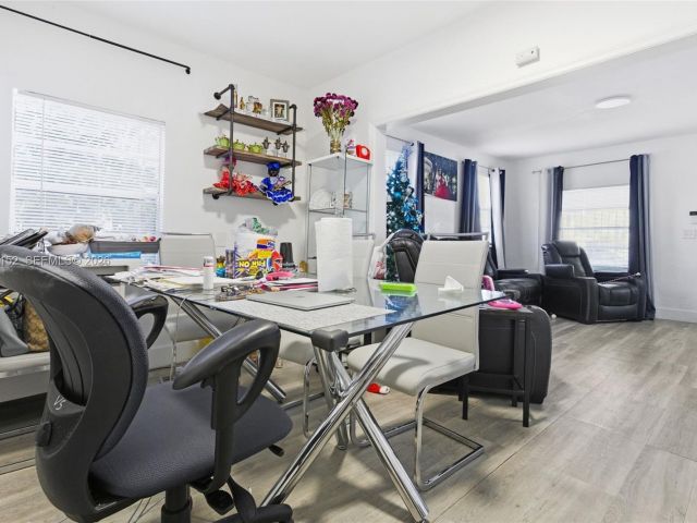 Home for sale at 2142 NW 33rd St - photo 7516981