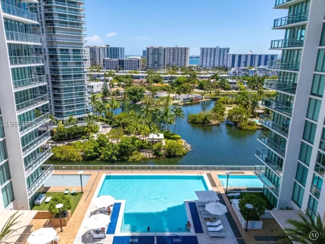 2-bedroom condo for sale in Sunny Isles Beach - 300 Sunny Isles Blvd 4-805 - MondialRealty
