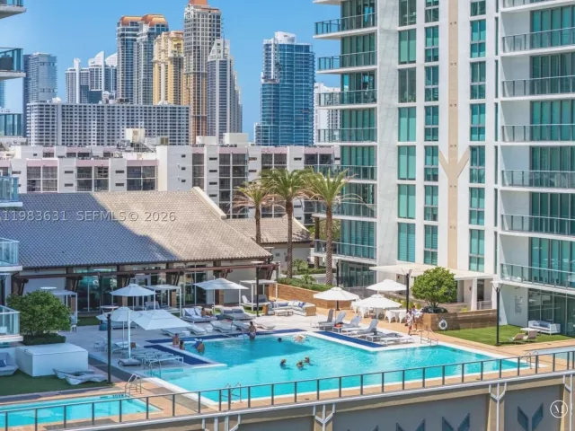 2-bedroom condo for sale in Sunny Isles Beach - 300 Sunny Isles Blvd 4-805 - MondialRealty