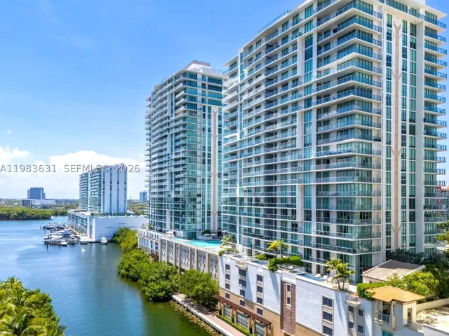 2-bedroom condo for sale in Sunny Isles Beach - 300 Sunny Isles Blvd 4-805 - MondialRealty