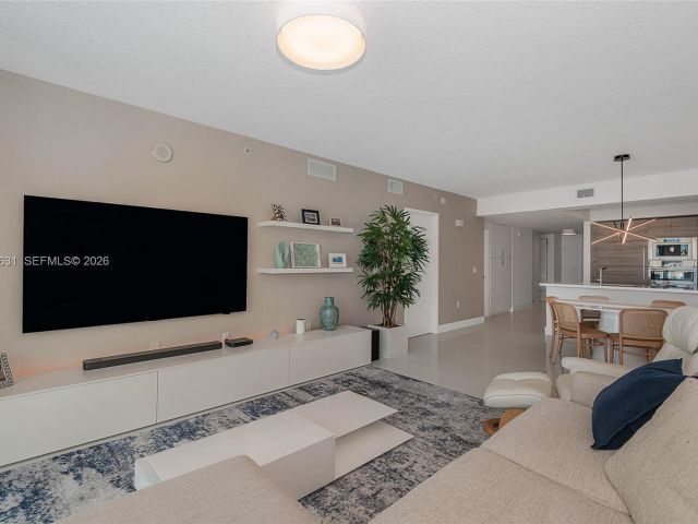 Apartment for sale  Unit #4-805 - photo 7489963