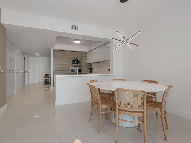 Apartment for sale  Unit #4-805 - photo 7489965