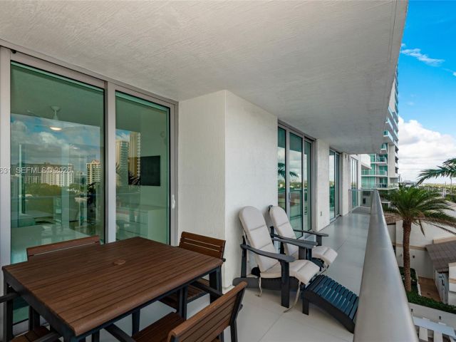 Apartment for sale  Unit #4-805 - photo 7489973