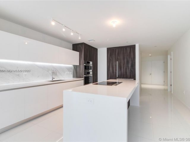 Apartment for rent  Unit #3601 - photo 7525130