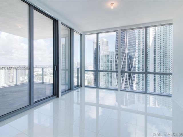 Apartment for rent  Unit #3601 - photo 7525136