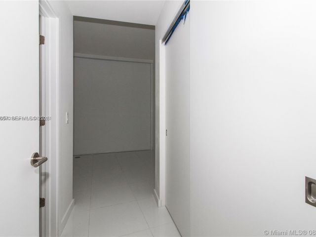 Apartment for rent  Unit #3601 - photo 7525140