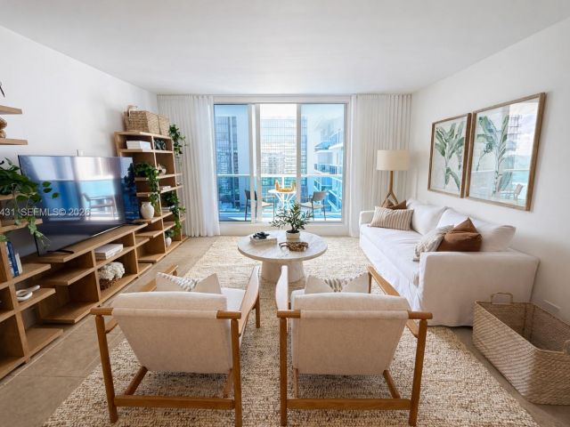 Apartment for rent  Unit #1501 - photo 7510112