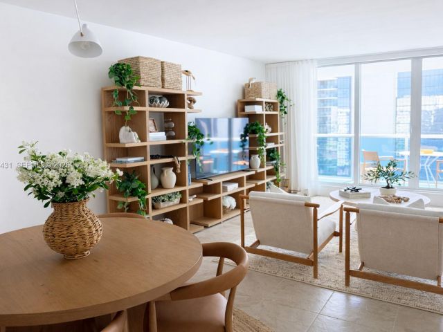 Apartment for rent  Unit #1501 - photo 7510115