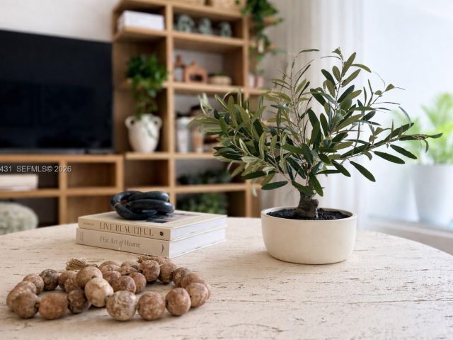 Apartment for rent  Unit #1501 - photo 7510117