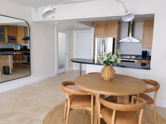 Apartment for rent  Unit #1501 - photo 7510118