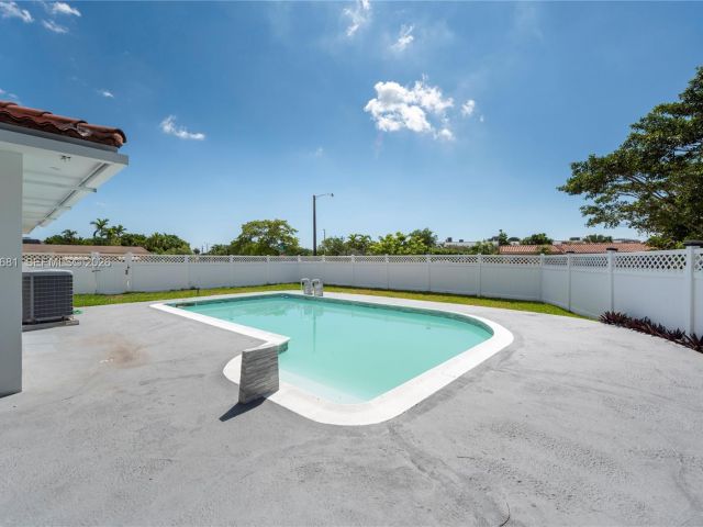 Home for rent at 4700 Mckinley St - photo 7472717