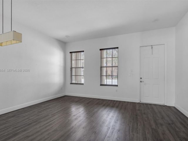 2-bedroom home for rent in Pembroke Pines - 624 SW 147th Ave 624 - MondialRealty