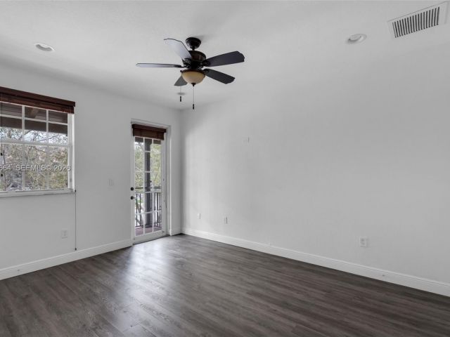 2-bedroom home for rent in Pembroke Pines - 624 SW 147th Ave 624 - MondialRealty