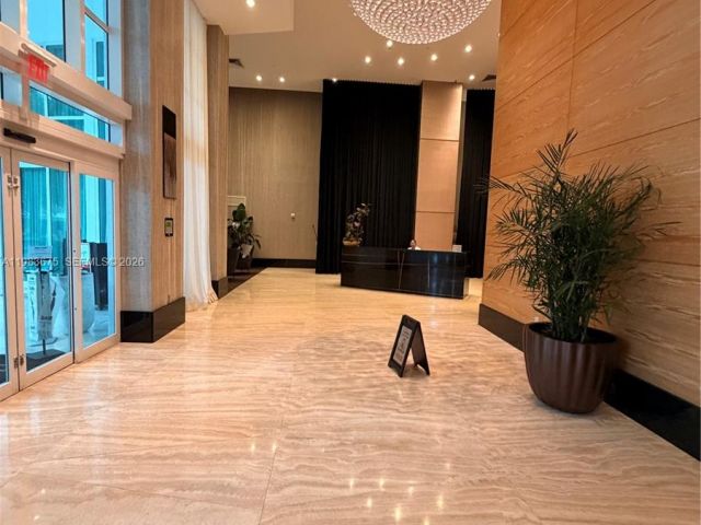 Apartment for sale  Unit #4100 - photo 7461441