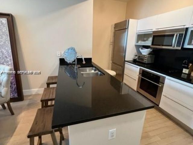 Apartment for sale  Unit #4100 - photo 7461444